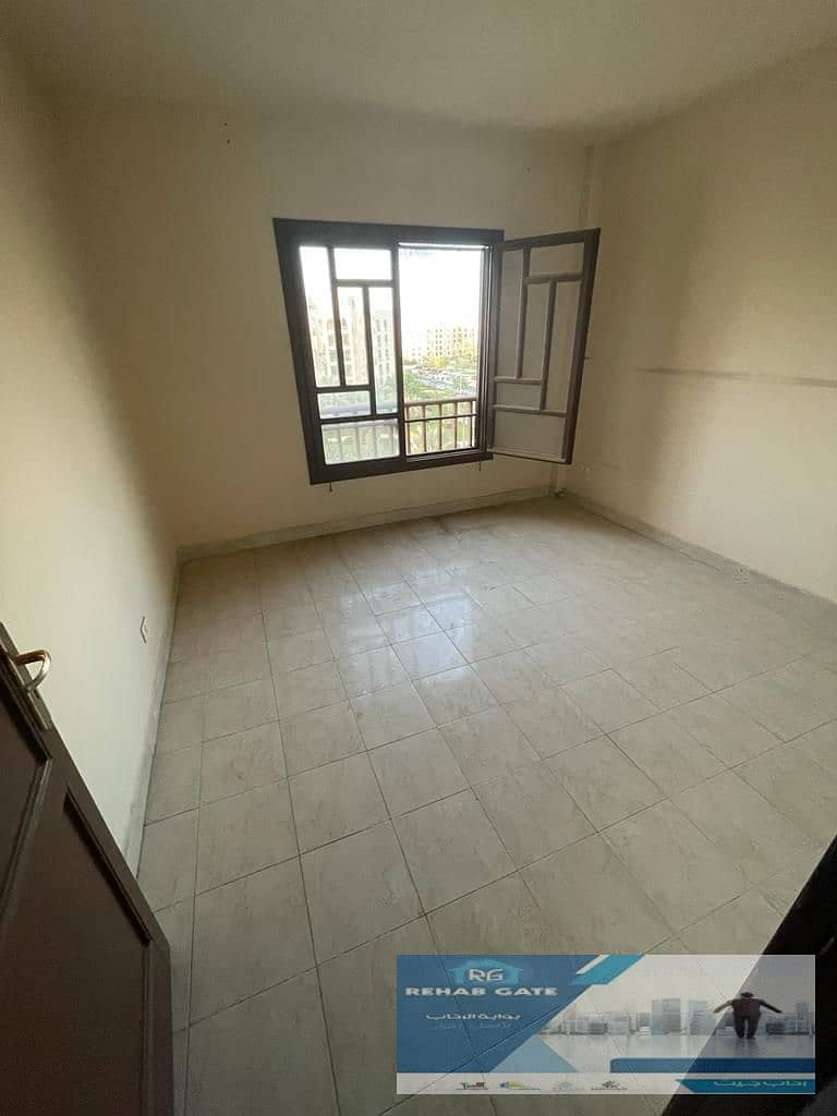 10 WhatsApp Image 2025-10-06 at 6.55. 34 PM. jpeg