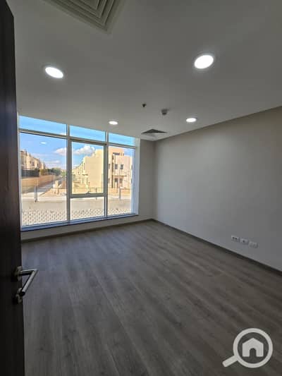 عيادة  للايجار في الشيخ زايد، الجيزة - IMG-20251023-WA0110. jpg