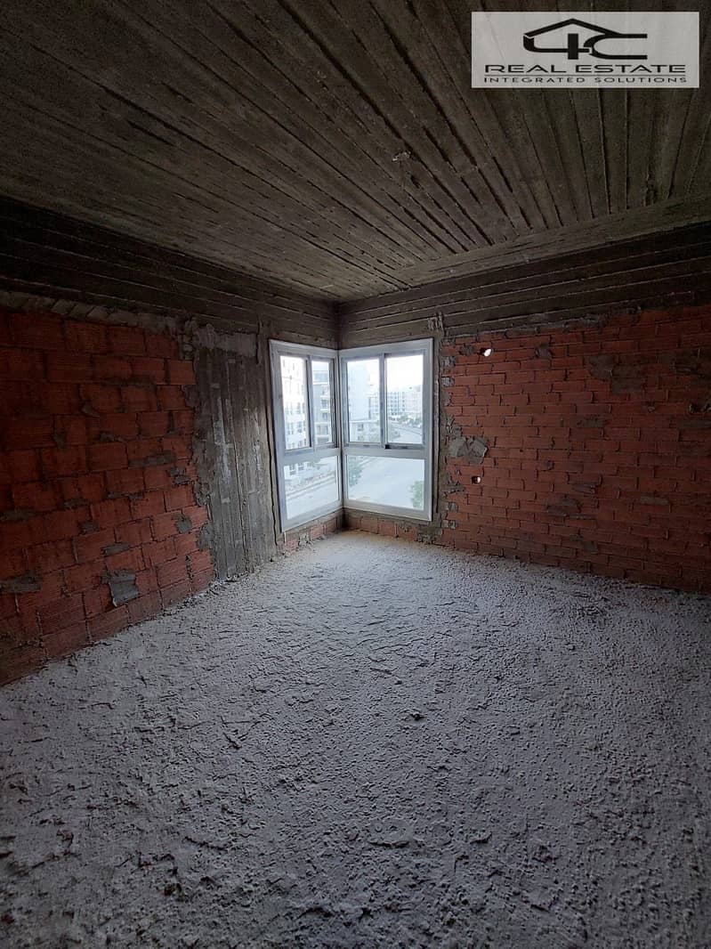 9 WhatsApp Image 2025-10-08 at 2.06. 50 PM. jpeg