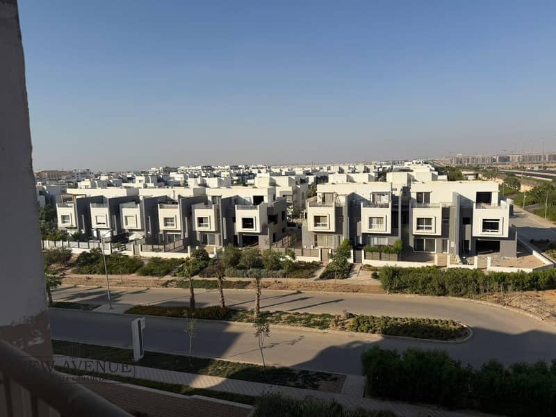 2 WhatsApp Image 2025-10-23 at 5.30. 17 PM (3). jpeg