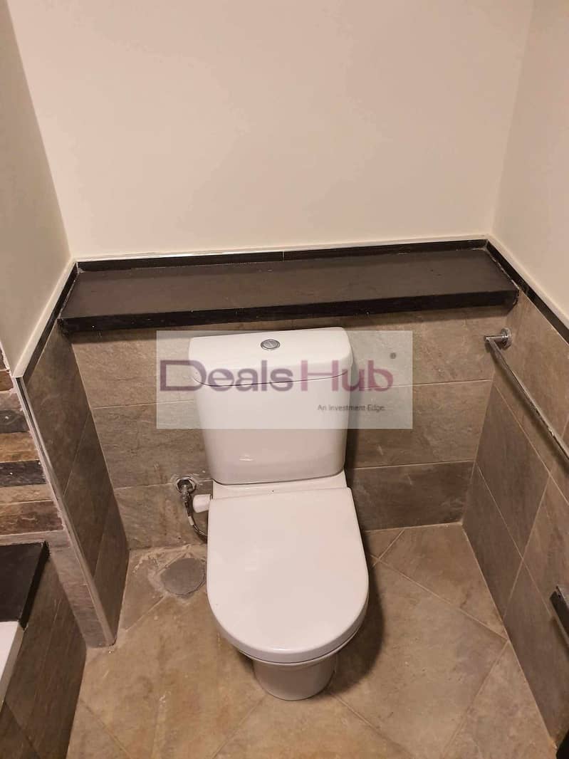 14 WhatsApp Image 2025-10-23 at 4.31. 29 PM. jpeg