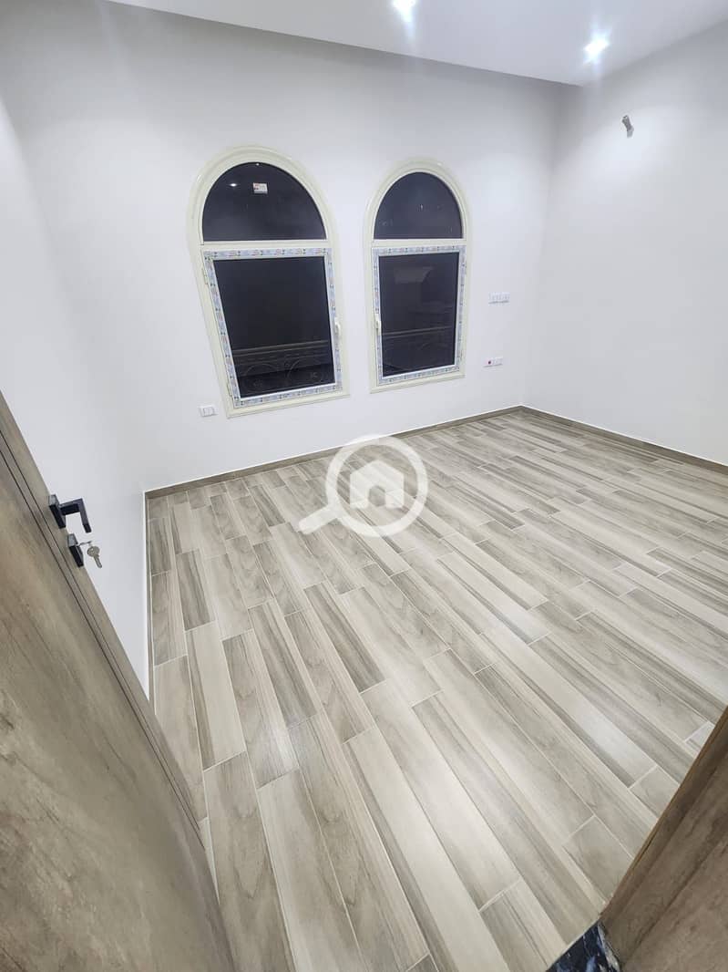 3 WhatsApp Image 2025-10-12 at 7.43. 17 PM (6). jpeg