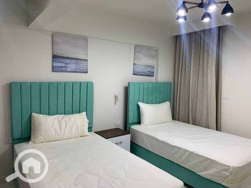 11 WhatsApp Image 2025-10-22 at 16.14. 56_7539aa0b. jpg