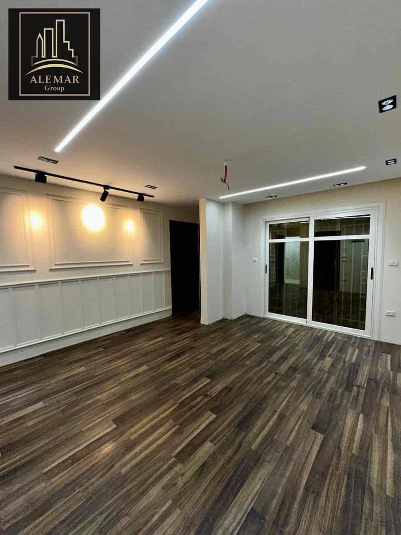 4 6fa311ed-7434-494e-b60f-43470cf45d92. jpg