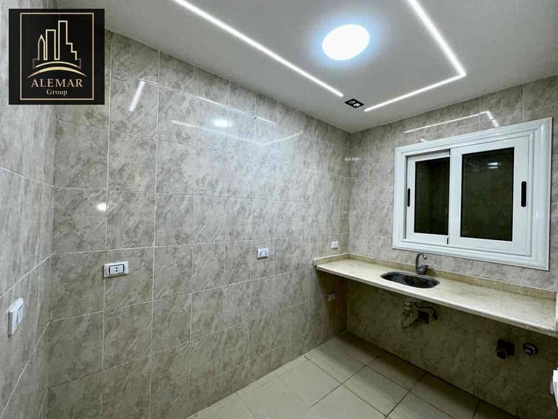 14 9c957a52-3f9c-4c70-8a63-2c5aceb17564. jpg