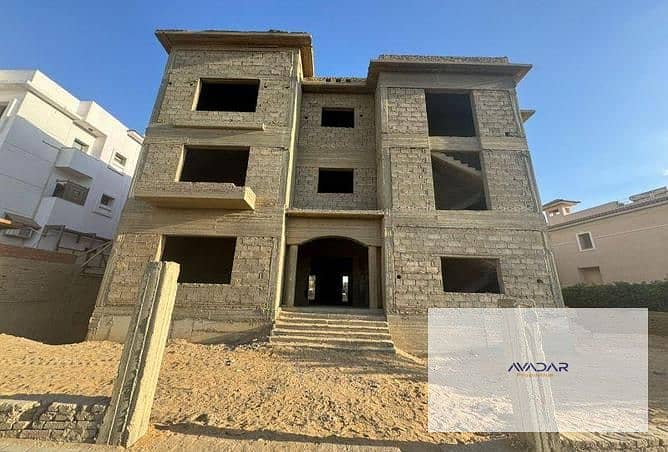 4 8119761-5c35ao. jpg