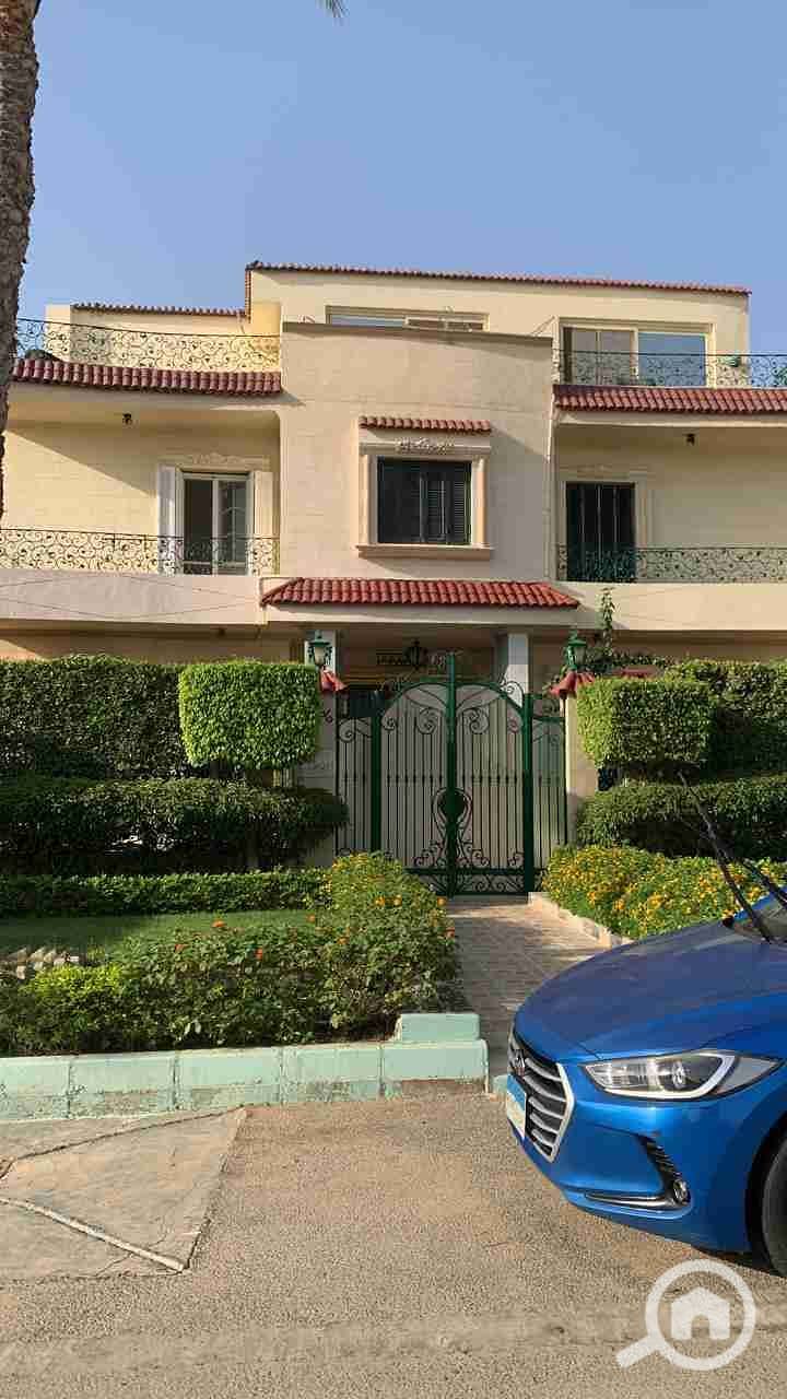 1000531451. jpg 1000531451. jpg