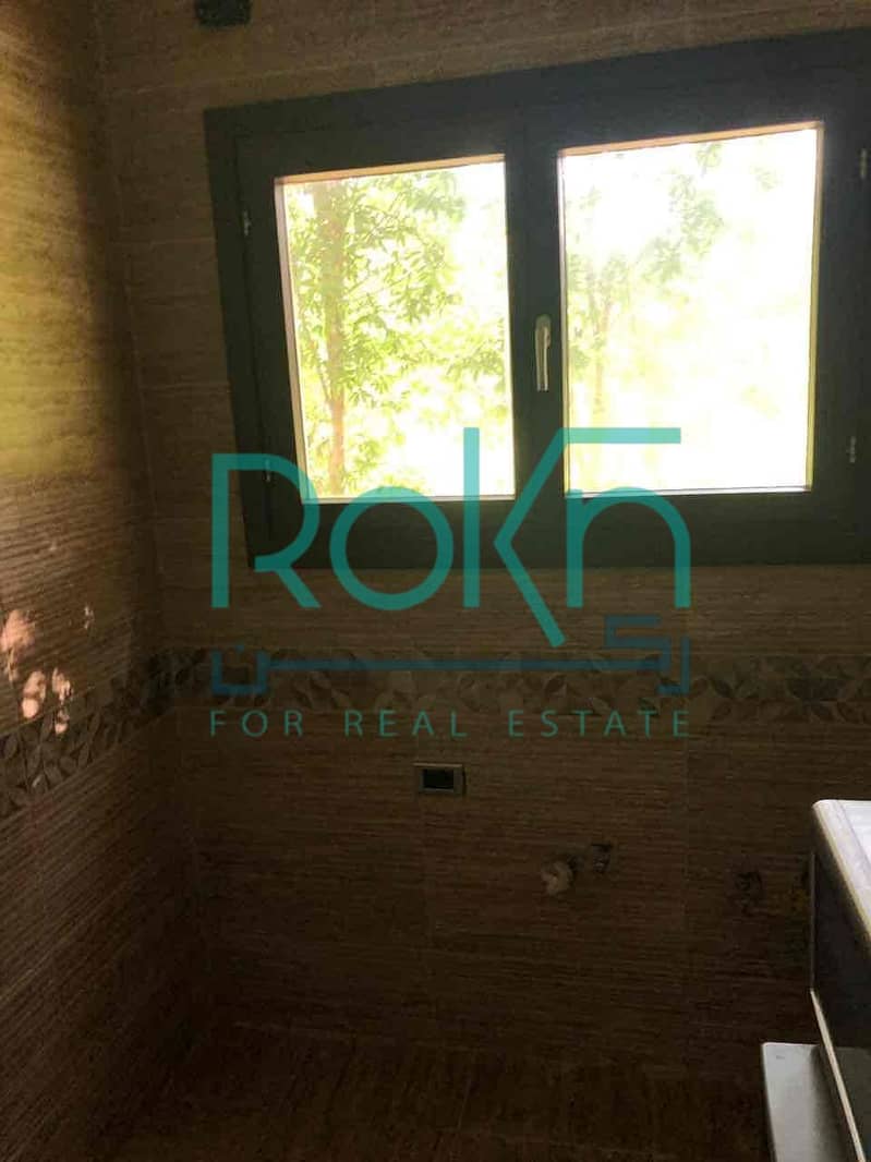 11 d03fd865-18ad-4343-91ba-1844fb486aa1. jpg