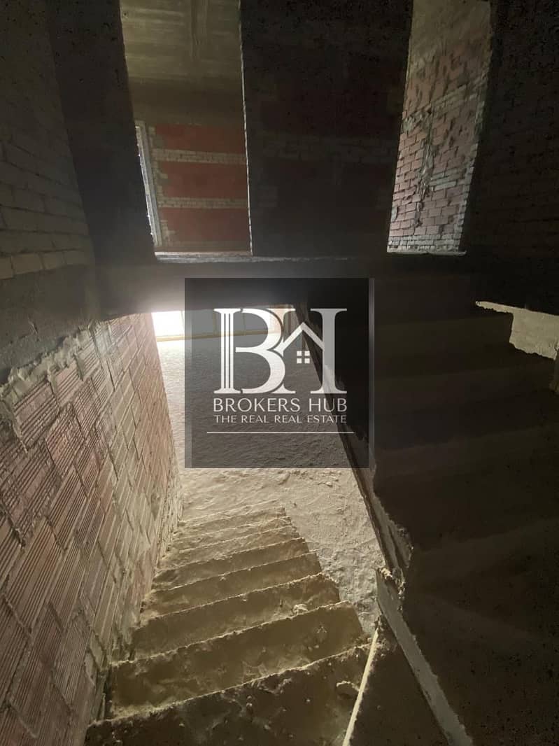 7 WhatsApp Image 2025-10-21 at 1.44. 29 PM (3). jpeg