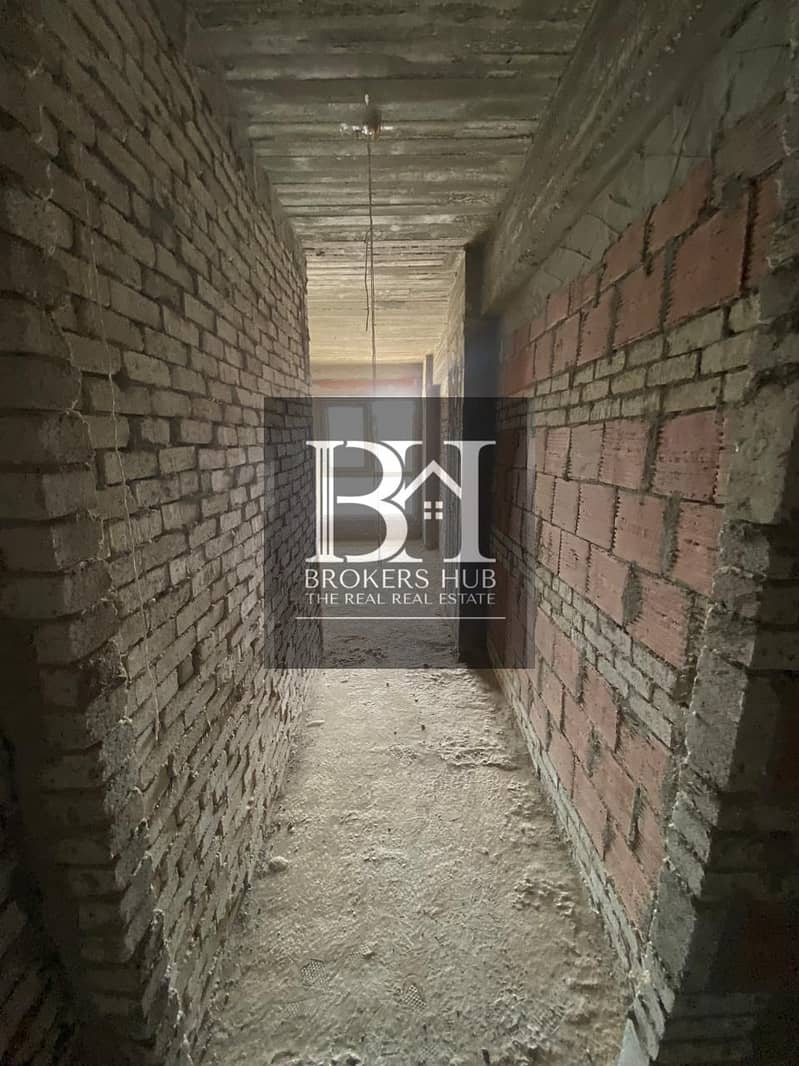 10 WhatsApp Image 2025-10-21 at 1.44. 30 PM (1). jpeg