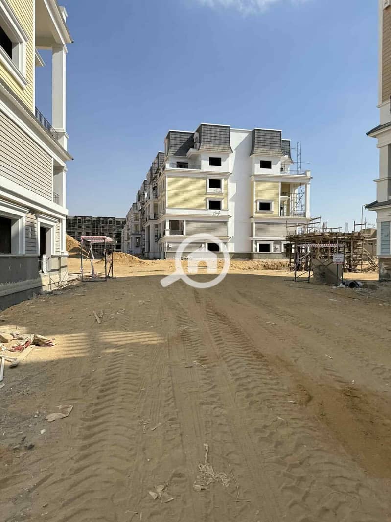 10 ff56f7b9-e617-439c-b36e-a56d99ccac56. jpg