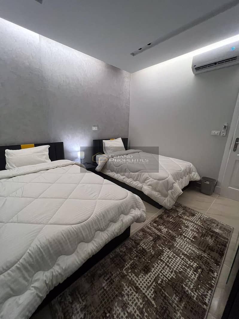 f8f5e47a-5045-48fa-8818-6f8ec9c795e7. jpg