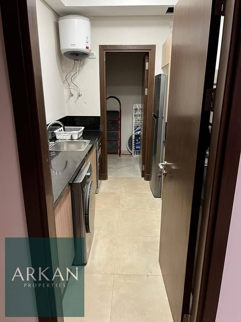 13 025a8e50-ea93-4653-b672-406a0af0e2fd. jpg