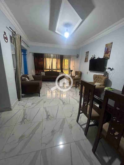2 Bedroom Flat for Sale in Sheikh Zayed, Giza - IMG-20251012-WA0018. jpg 2 Bedroom Flat for Sale in Sheikh Zayed, Giza - IMG-20251012-WA0018. jpg
