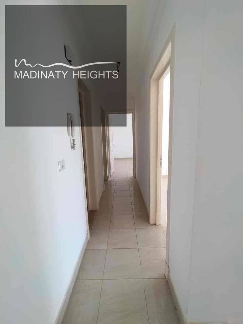 2 8367f6a4-596a-43c5-83b3-7a4cbecae2e6. jpg