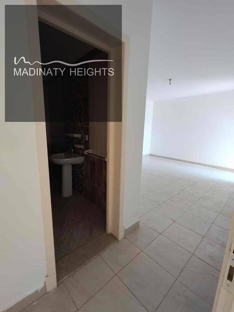 7 c5adfadb-7ddd-4e7f-8cf1-cd589dc1d097. jpg