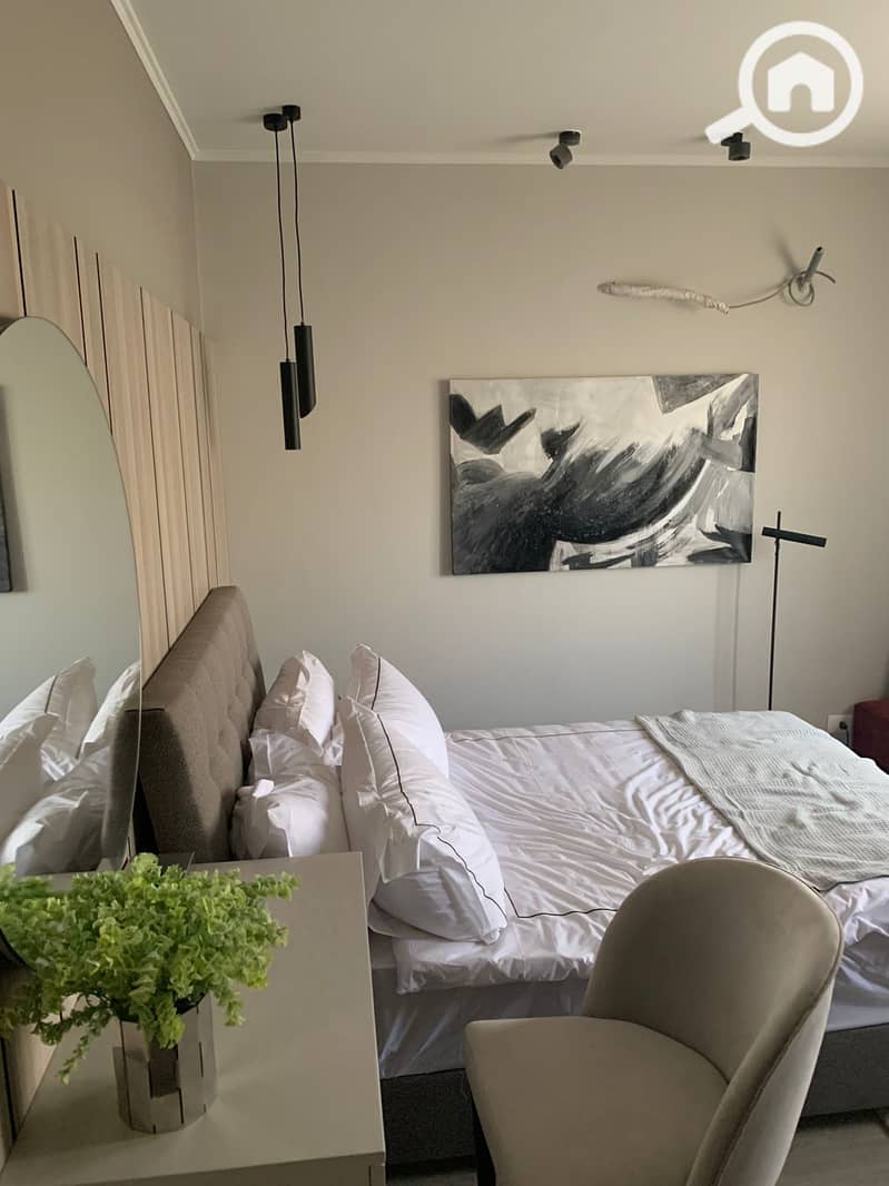 3 e174dd9c-93de-43da-9a3a-4fafeff4f458. jpg