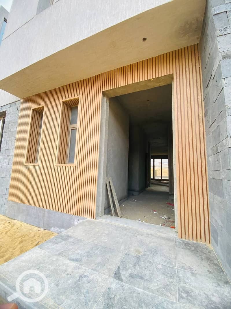 5 f551cdf4-6be0-451a-90a6-99a63fad6e6b. jpg