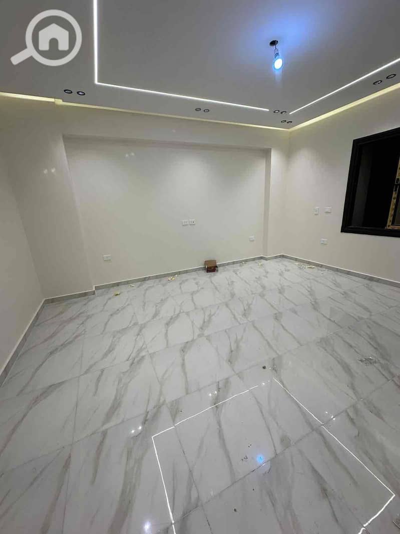 2 343177ef-b1c8-451f-b3ee-43a41b69ae42. jpg