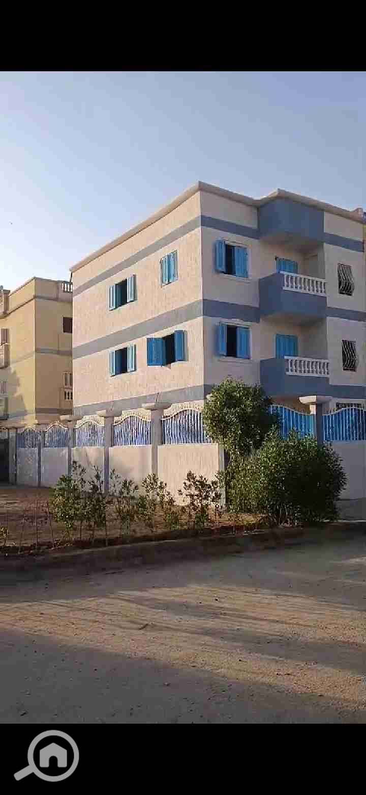 2 Screenshot_20251023_205111_com. whatsapp. w4b. jpg