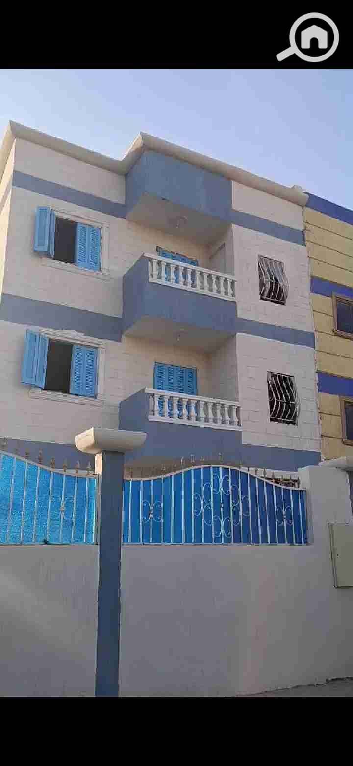10 Screenshot_20251023_204902_com. whatsapp. w4b. jpg