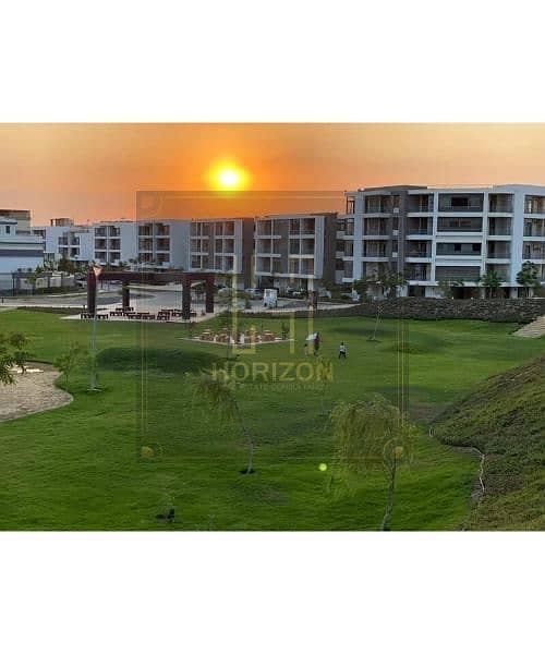 10 fa62e0_3da9d8d4efda4ad2861015263e304568~mv2. jpg