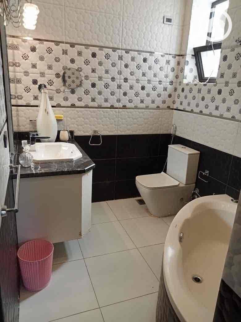 8 c0a55cb4-52a6-4334-bff6-1bbfc6412532. jpg