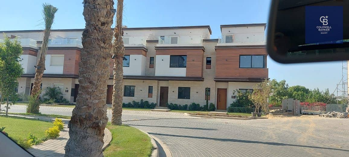 2 6cbdba16-f98e-4b27-94ab-7e0e5db8fec7. jpg