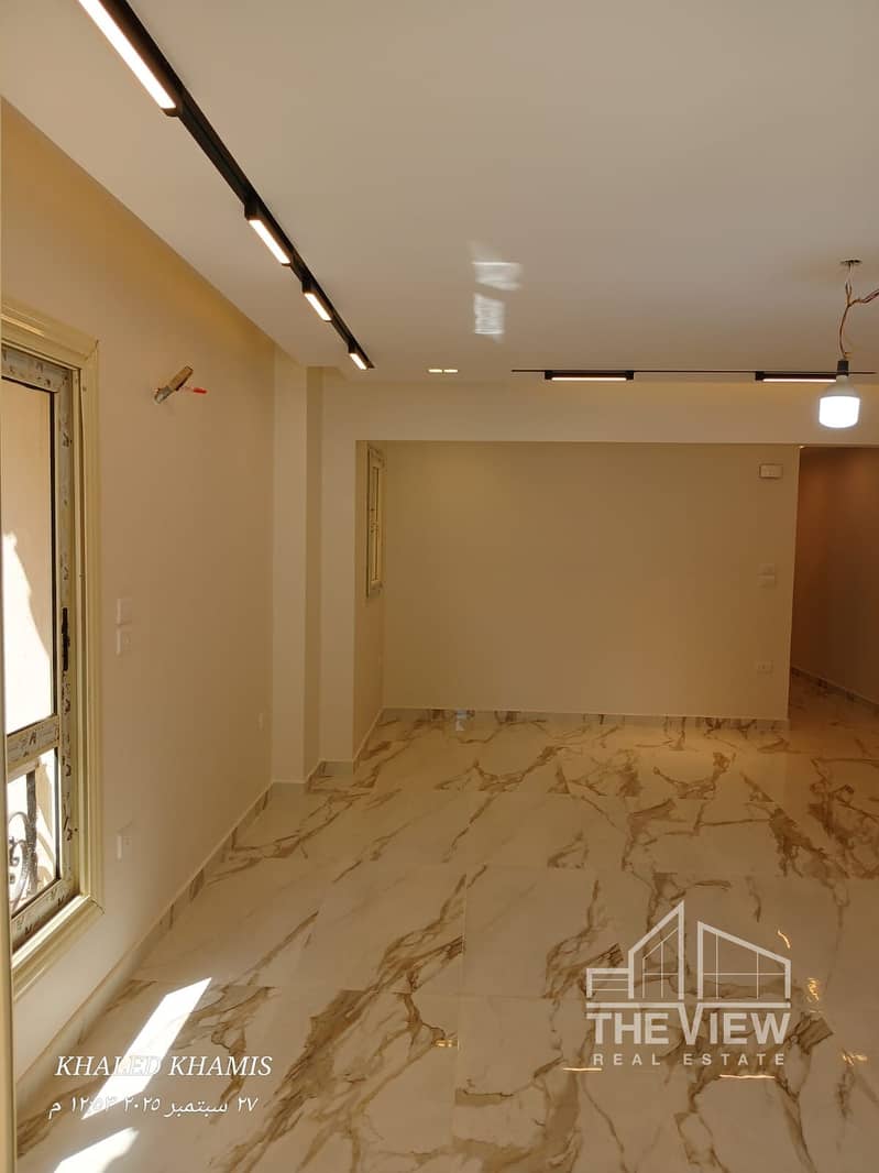 12 WhatsApp Image 2025-09-27 at 22.31. 44_629ef212. jpg