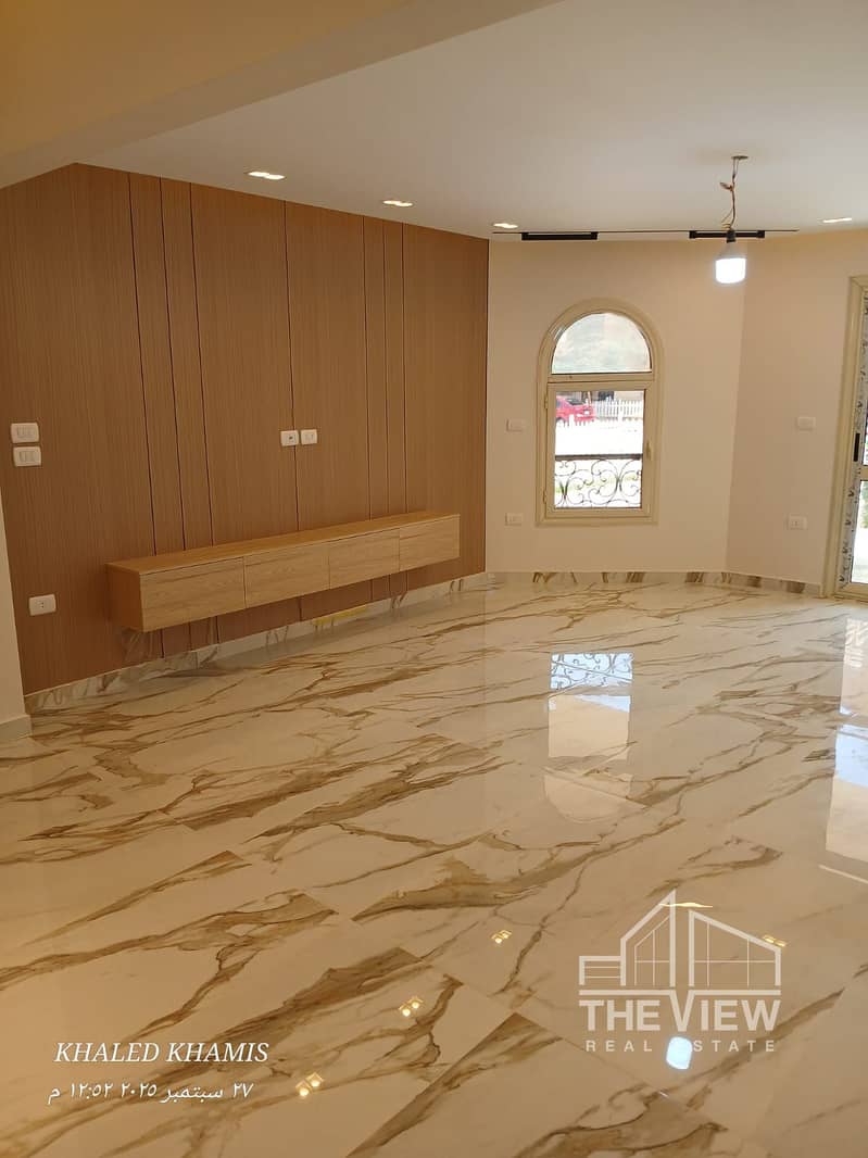 18 WhatsApp Image 2025-09-27 at 22.31. 45_fc7be438 - Copy. jpg