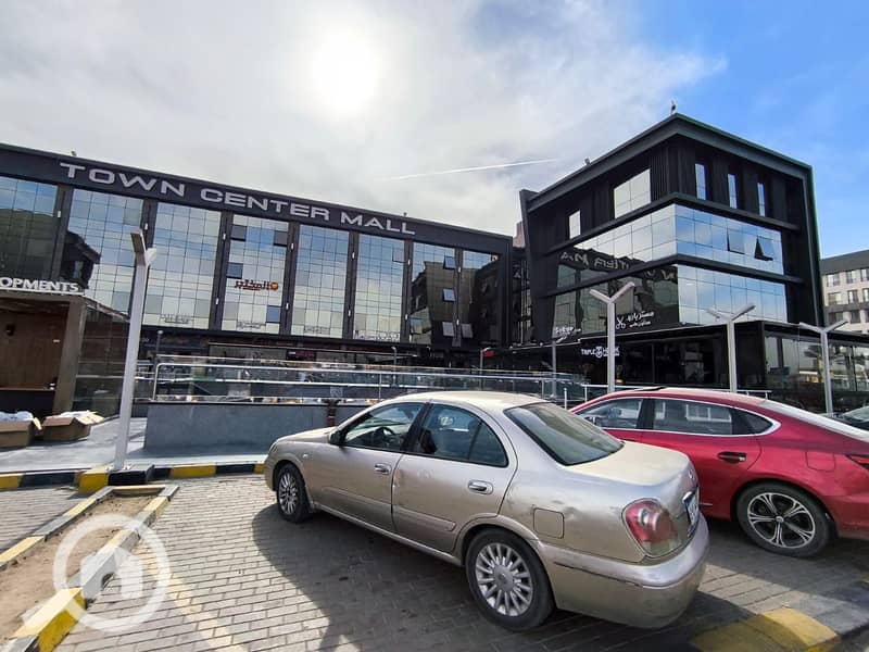 5 eb3be5bb-2175-4b41-b251-ef47e3285194. jpg