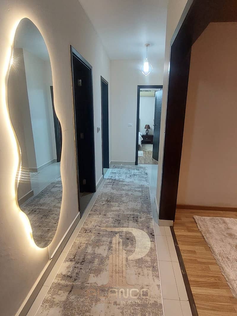 6 900e569b-cb96-4a1c-9bf0-cca6cbb14280. jpg