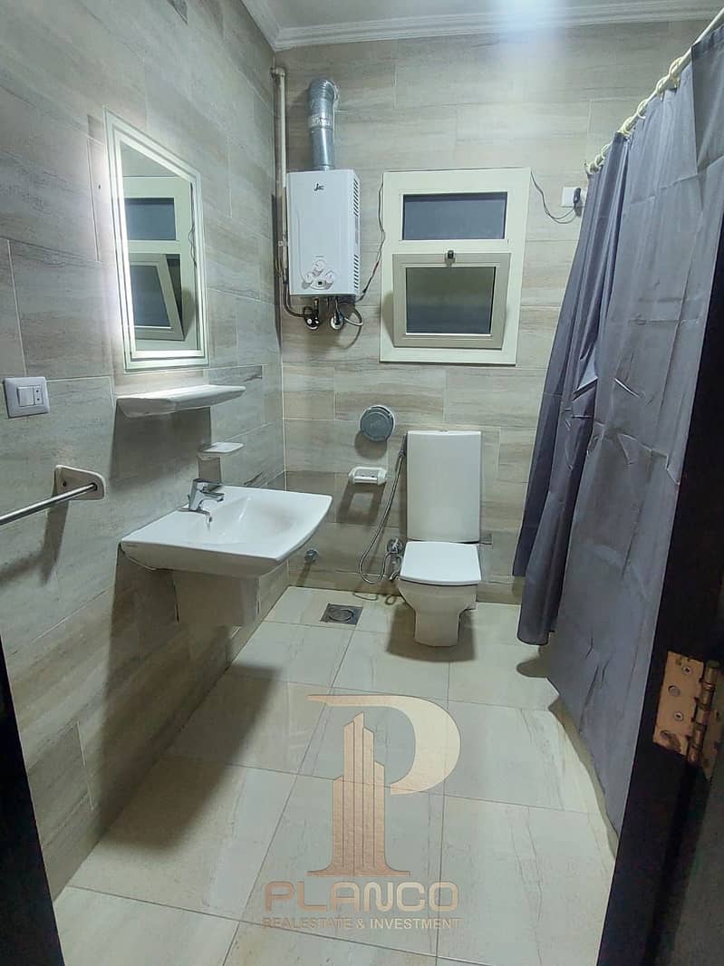 16 ba286d04-4eee-4857-af0d-c565f682a115. jpg