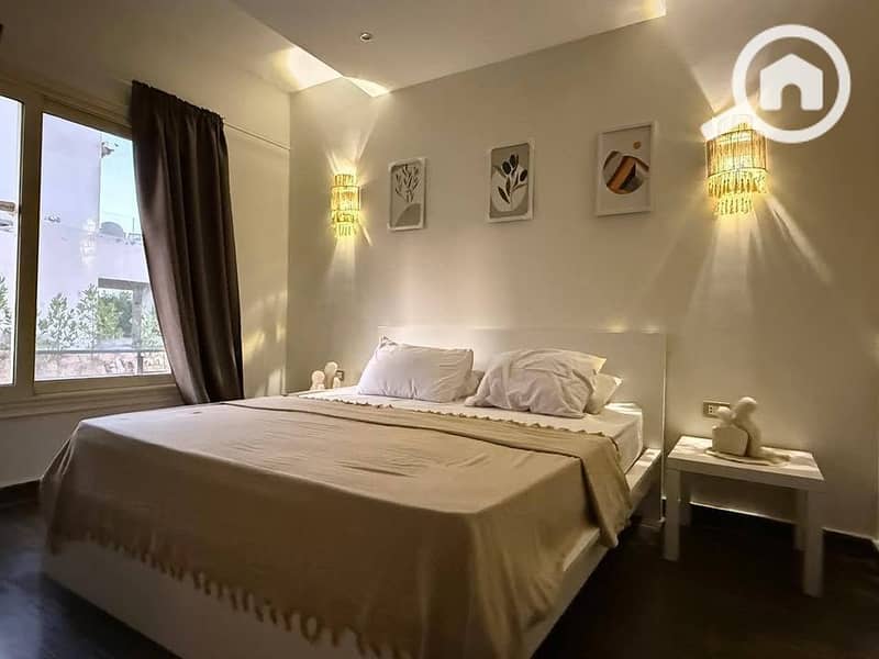 10 528364404_1953096145445681_1923643168135162976_n. jpg