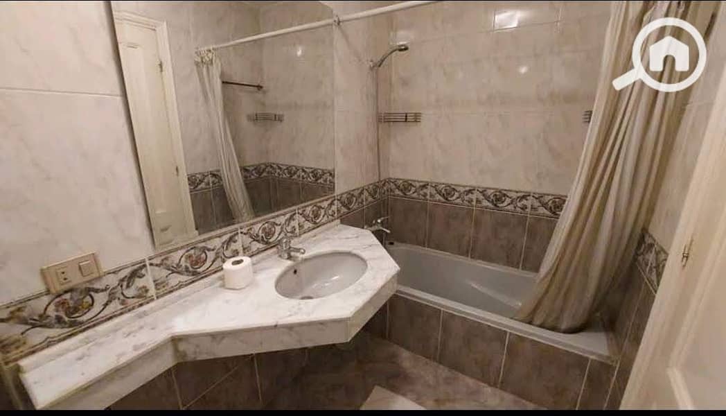 11 bf8da9f5-7411-487d-abd7-261c78437386. jpeg