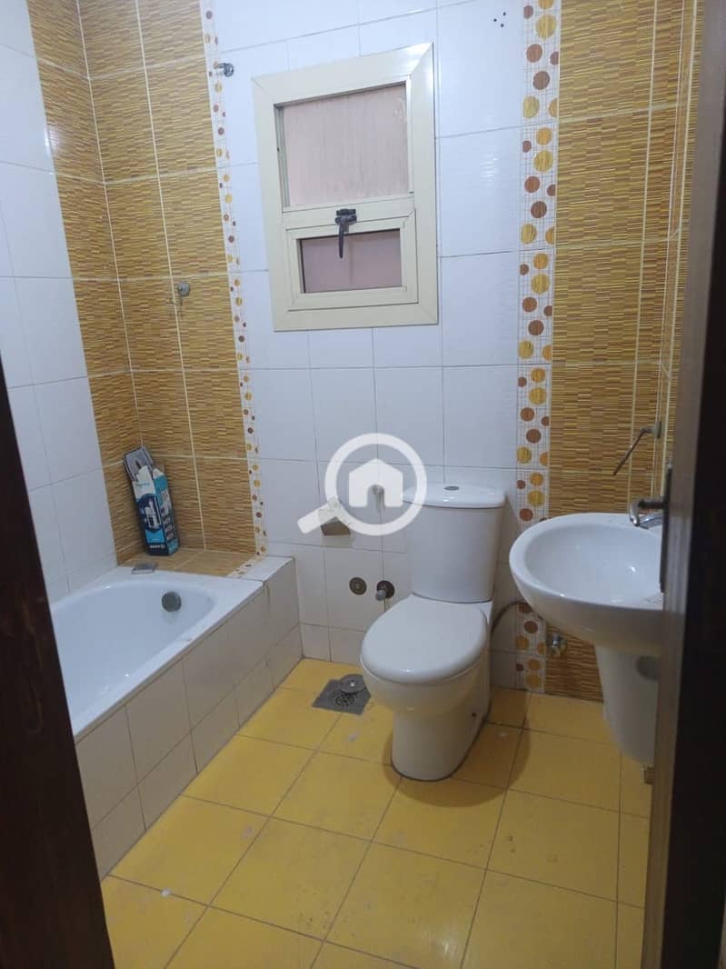 7 9d87acbf-1248-470e-8f5d-371efd2e0f95. jpeg