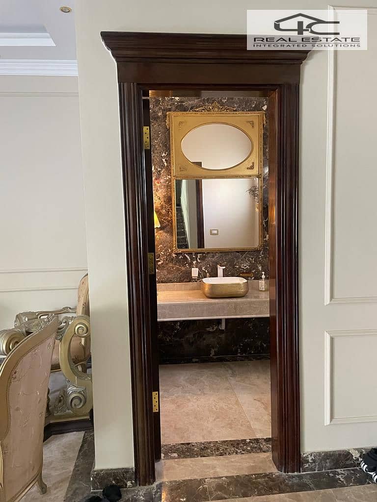 6 WhatsApp Image 2025-10-21 at 09.45. 33 (2). jpeg