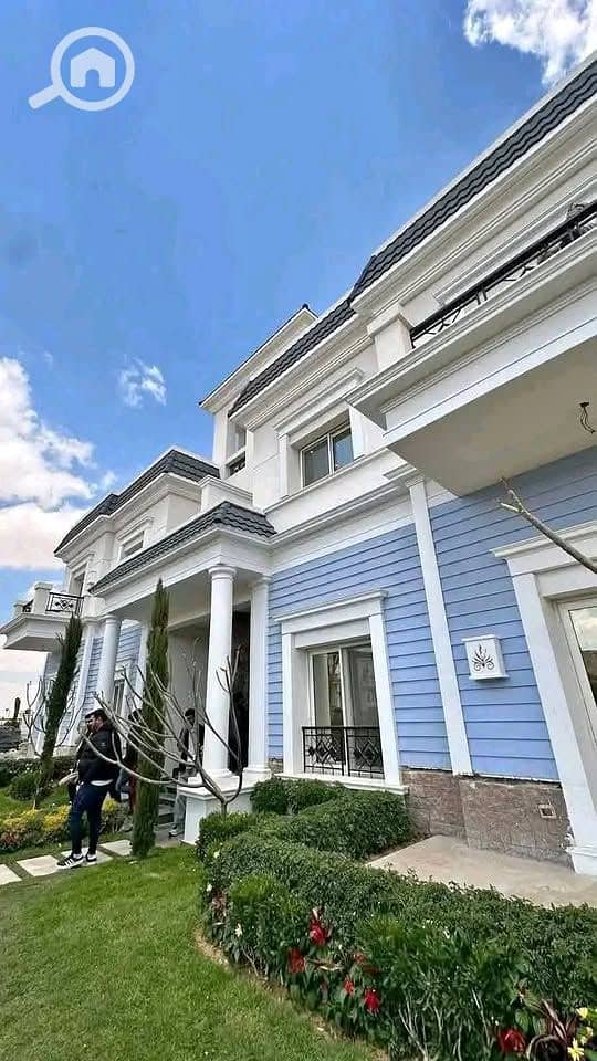 8 558879518_1255643993263928_2077997575047983299_n. jpg