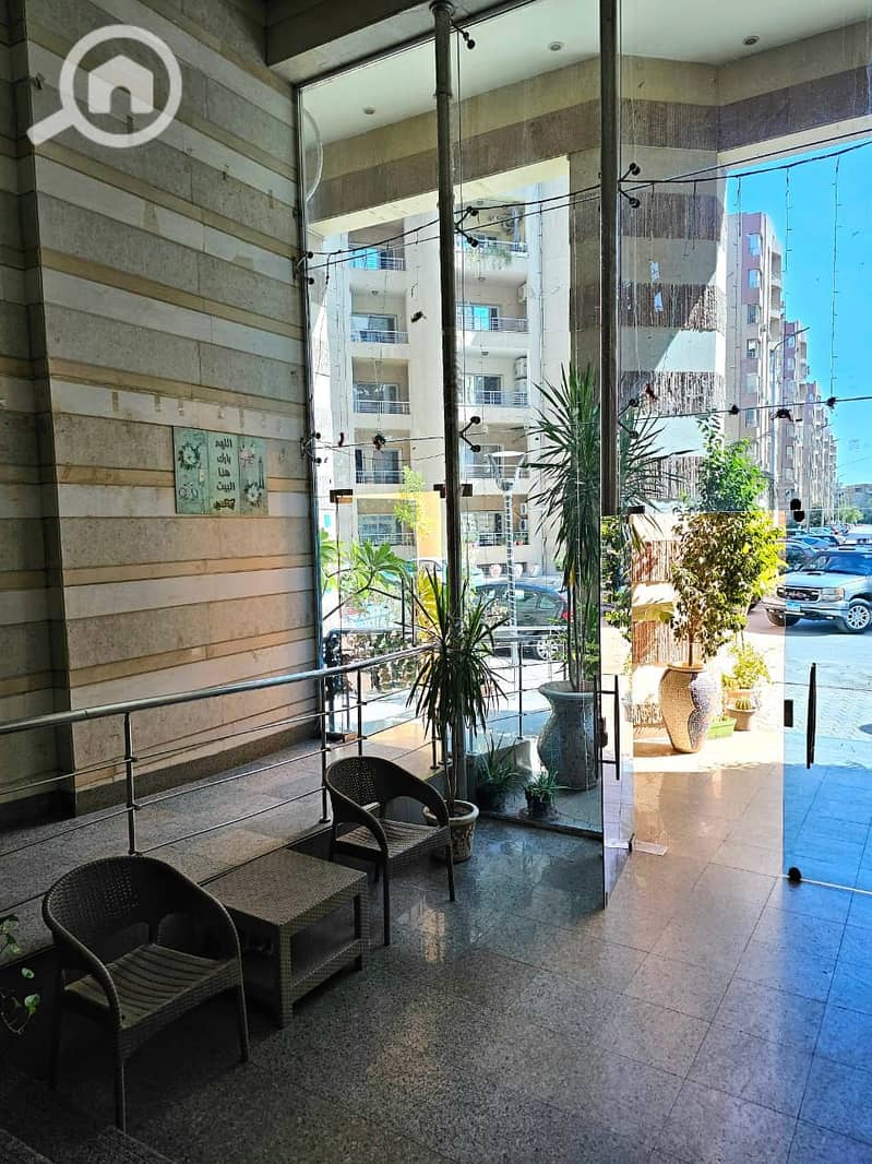 6 c243c911-236a-4a56-991d-225986a57ad2. jpeg