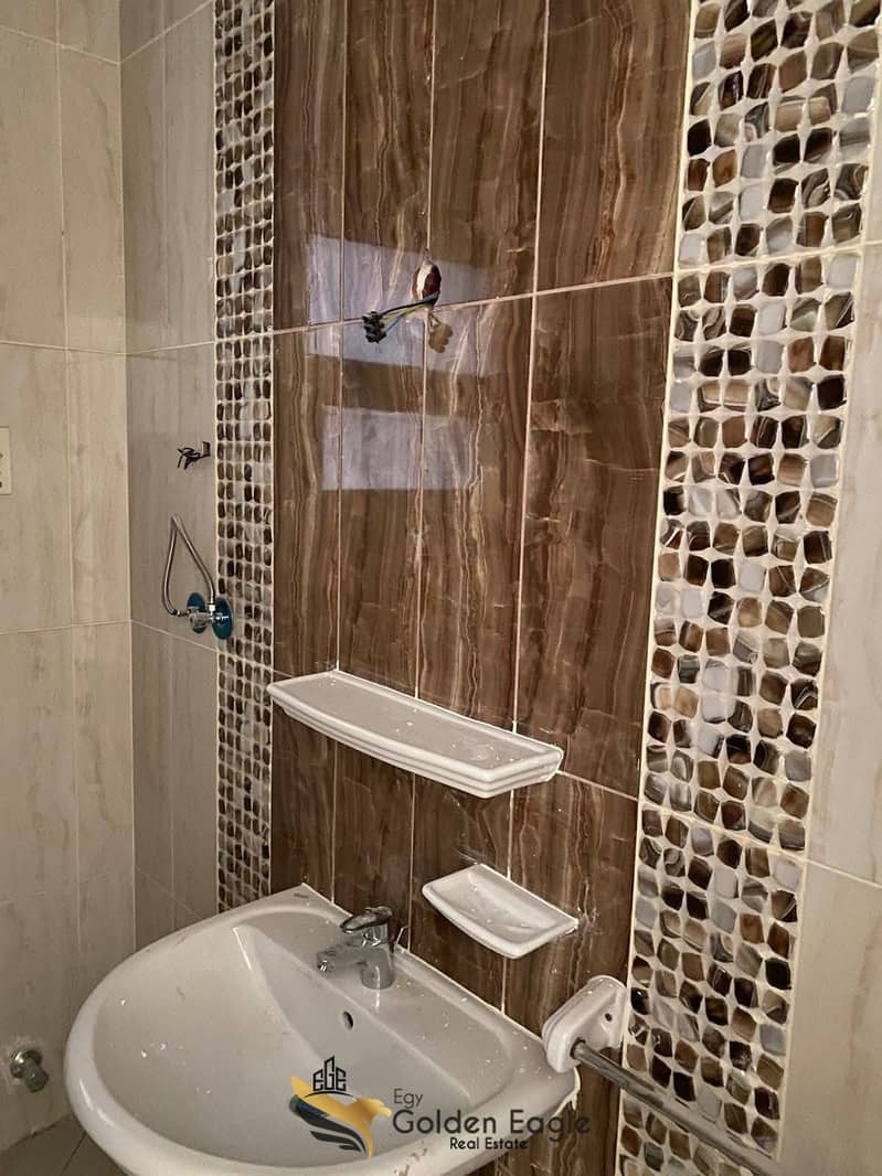 8 571188399_1492141228683071_5903630701279931253_n. jpg