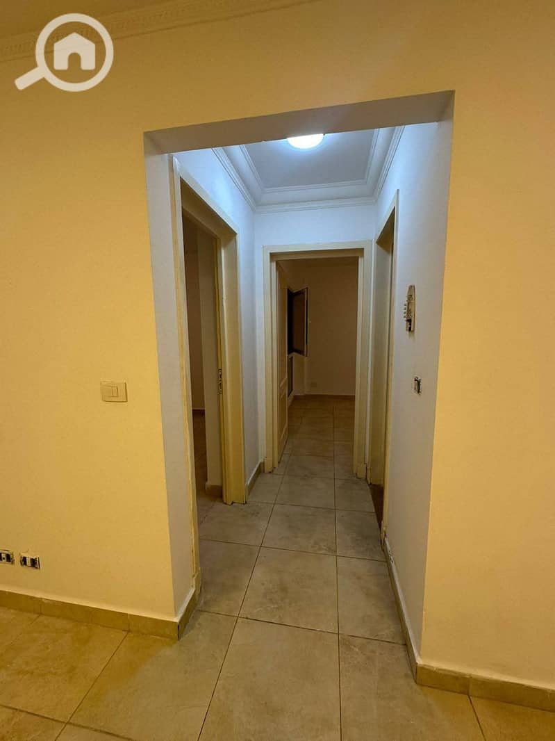 3 370b74dd-6afa-4190-8aab-2fbdc83848a0. jpg