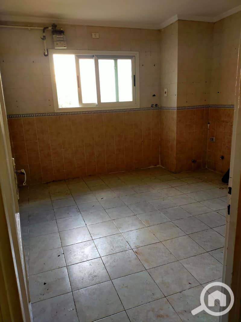 10 a615c129-f619-4b5d-9b4f-5f14d3387fa0. jpg