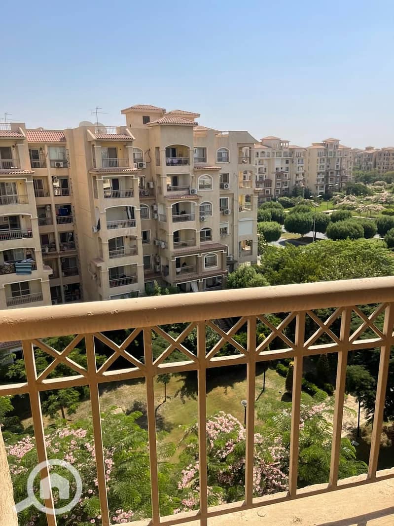 15 f51304e1-4a0c-42d6-abae-cd81f7c3bb79. jpg