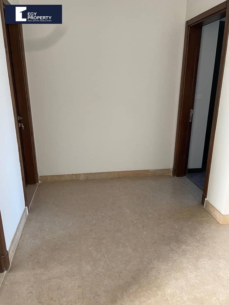 8 _files_0a404347-2dd5-4ba3-ba0d-b1c9e3e67ef1. jpeg