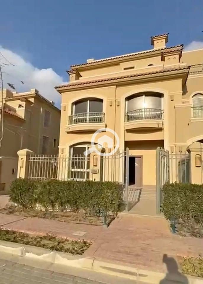 15 516775182_122161906454529879_2011244936754548638_n. jpg