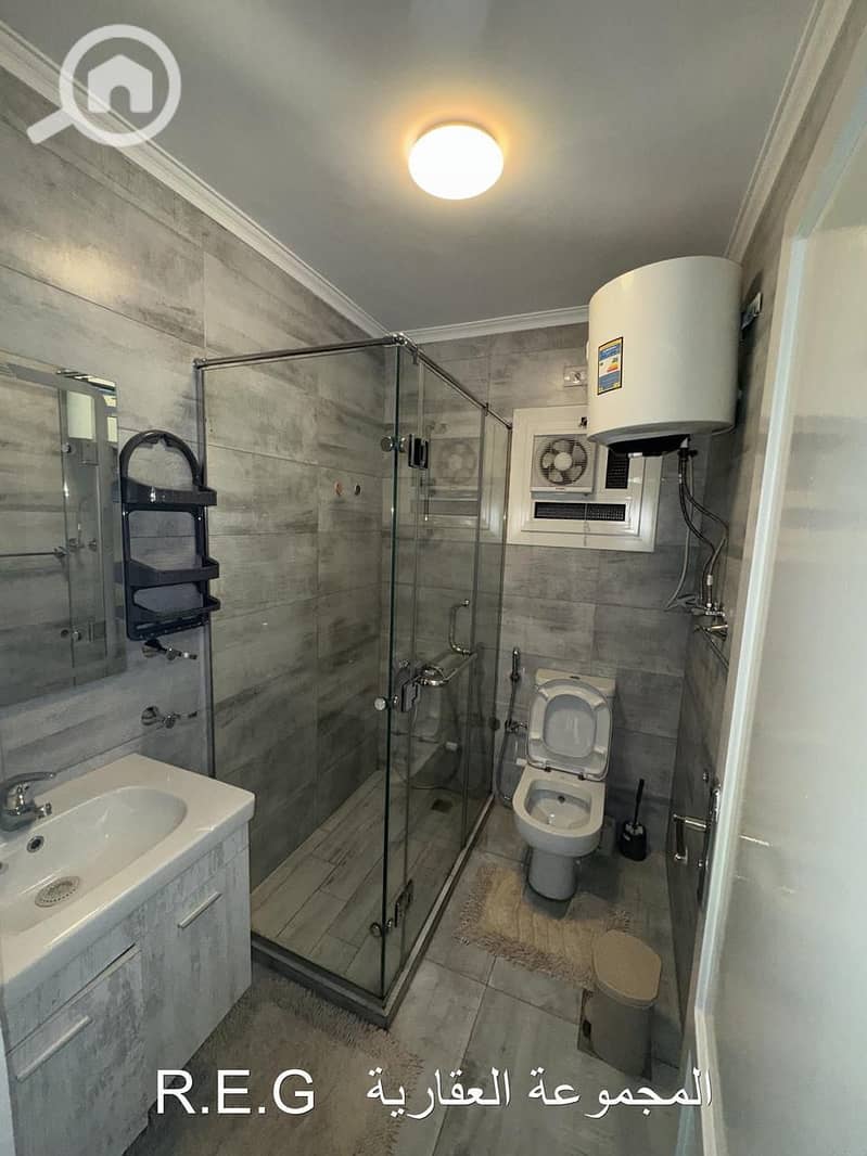 7 2f28ab4e-bc35-40ca-8891-bd30192d27df. jpg