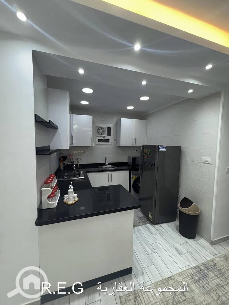 8 bf9f466e-9f3d-4104-b454-427dbce57c3e. jpg