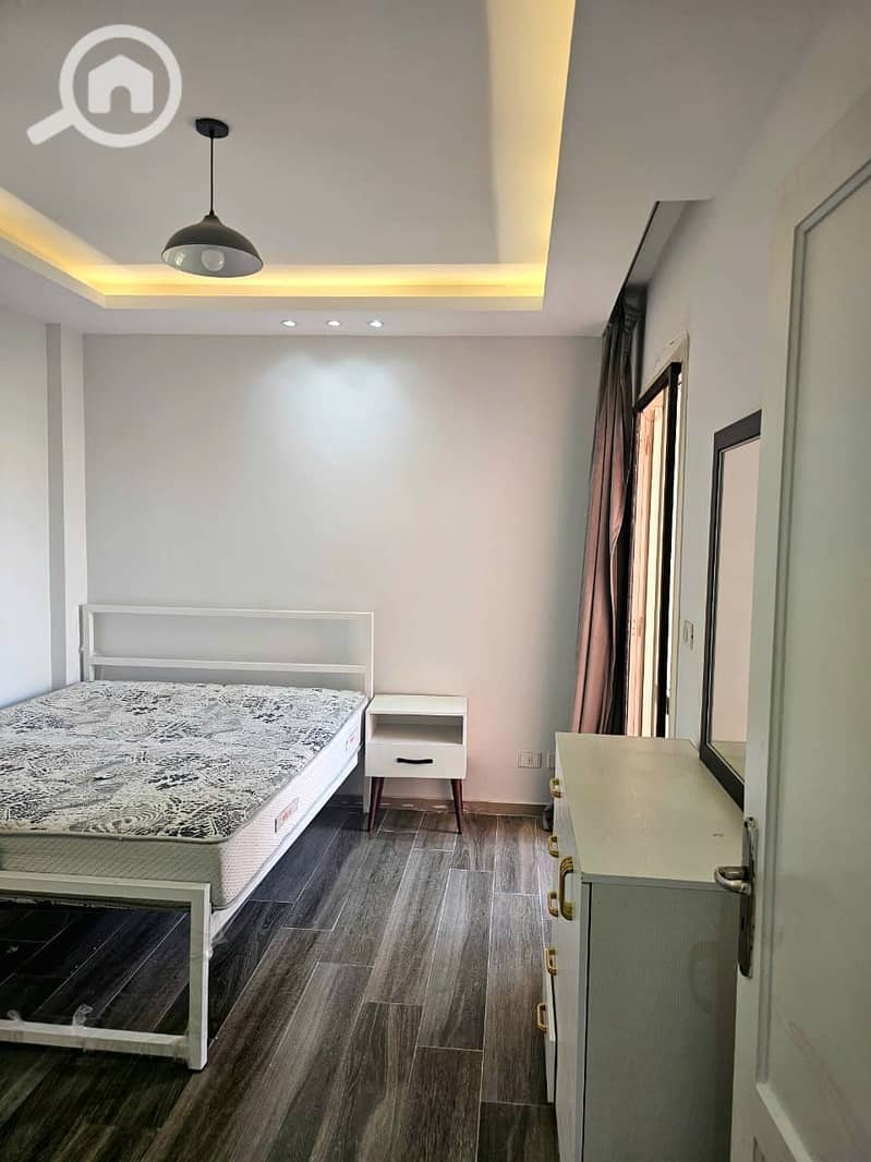 3 ee5ec3fc-04dc-4d3c-a8d3-ea53eda62972. jpg