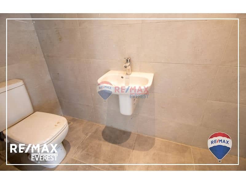 10 f899f622-3a2e-4366-9a6f-f05defb4fe79. jfif. jpg