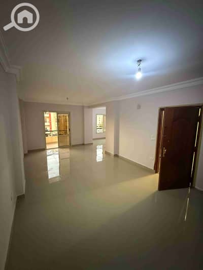 3 Bedroom Flat for Sale in Sheikh Zayed, Giza - 1000266800. jpg 3 Bedroom Flat for Sale in Sheikh Zayed, Giza - 1000266800. jpg